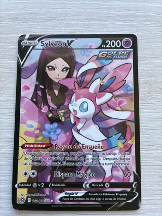 Carta Pokémon Sylveon V - TG14/TG30