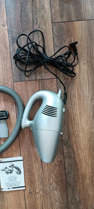 Aspirapolvere portatile 700W