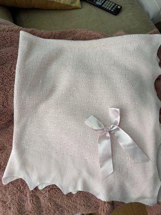 Toquilla rosa con lazo de satén