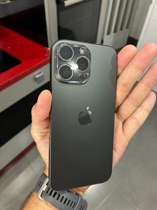 iPhone 16 Pro Max Negro