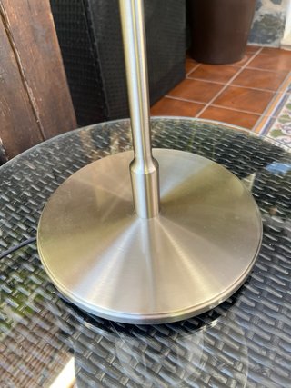 Lámpara diseño de mesa Tallbyn