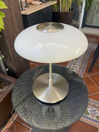 Lámpara diseño de mesa Tallbyn