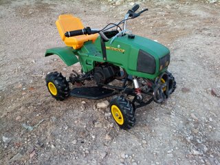 Mini tractor gasolina John Deere