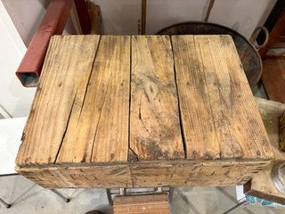 ANTIGUA CAJA DE MADERA