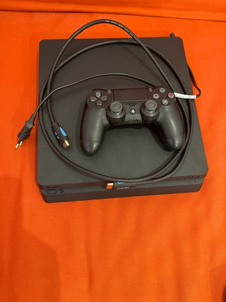 Consola PS4 Slim Negra