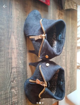 Botines negros talla 36 con cremallera