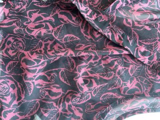 Blusa con estampado floral