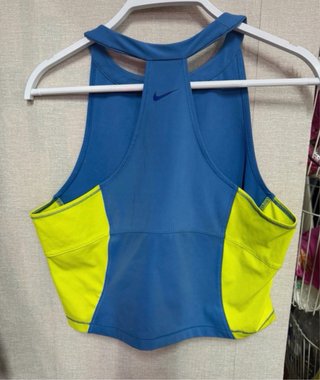 Top Nike Azul y Amarillo