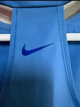 Top Nike Azul y Amarillo