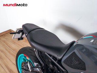 YAMAHA MT 09