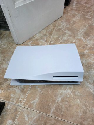 Console PS5 con lettore PlayStation 5 per riparazione