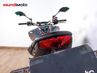 YAMAHA MT 09