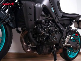 YAMAHA MT 09