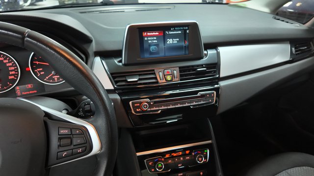 BMW Serie 2 Active Tourer 218i