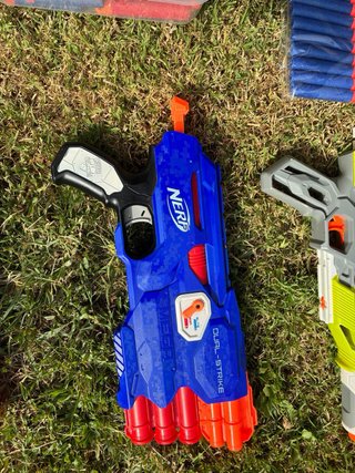 3 pistole Nerf con colpi