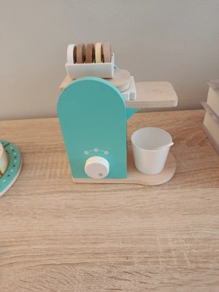 Juguetes de madera cocina y números