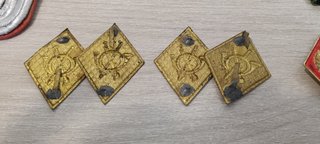 Lote militar varias insignias y chapas antiguas
