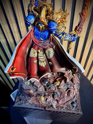 Figura Roboute Guilliman Warhammer