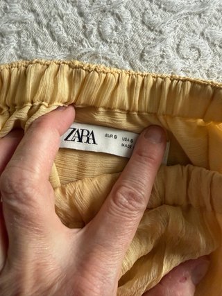 Falda larga Zara amarilla