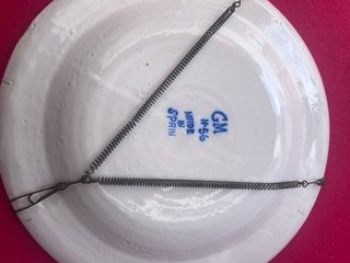 Plato antiguo Manises decorado