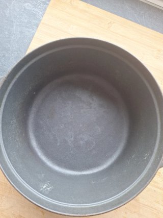 Olla Staub Hierro Fundido Negra