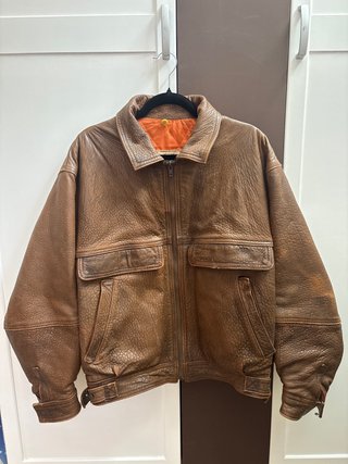 Chaqueta de cuero Avirex militar marrón