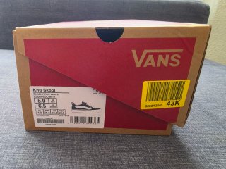 Vans Knu Skool Zapatillas Negras y Blancas