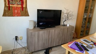 Mueble bajo roble( vendo )En persona