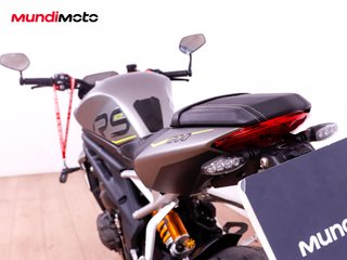 TRIUMPH SPEED TRIPLE 1200 RS