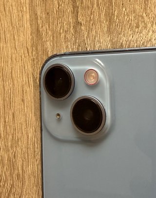 iPhone 14 100%