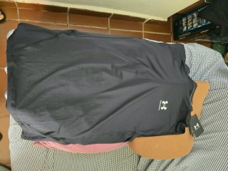 Camiseta Under Armour Heatgear Negra Nueva
