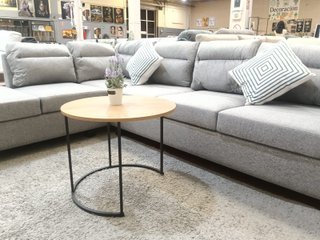 Sofá cama gigante gris