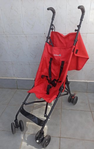 Silla de paseo Safety 1st roja