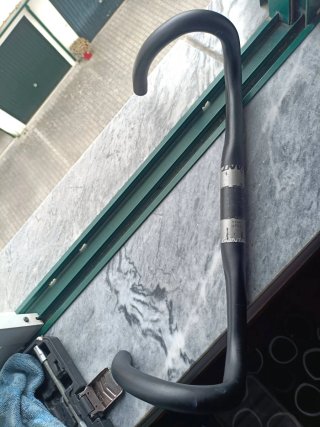 Guiador Giant 420mm.
