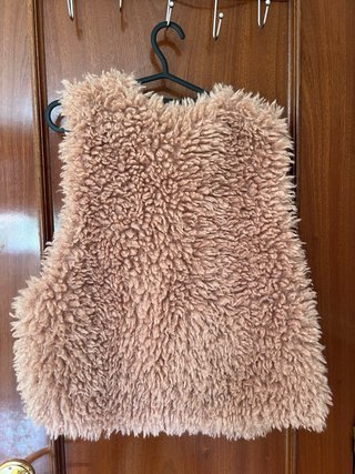 Chaleco pelo beige/rosa talla única