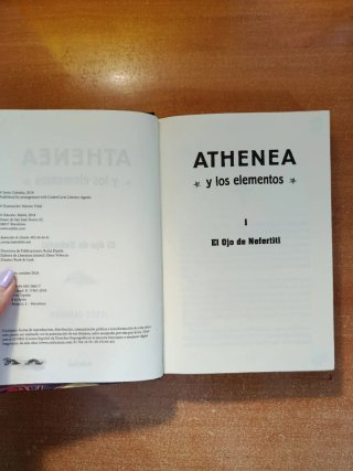 El ojo de Nefertiti