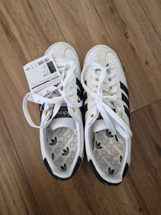 Zapatillas Adidas Japan Blancas Talla 40.