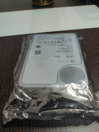 Disco Duro Seagate Exos X18 16TB