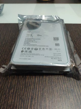 Disco Duro Seagate Exos X18 16TB