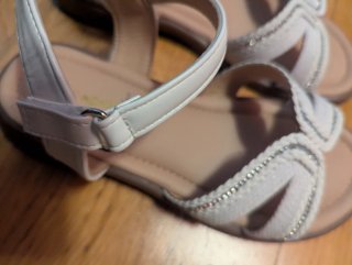 Sandalias Niña Mini Monkey Blancas y Doradas