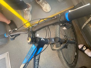 Bicicleta B'TWIN MTB Negra