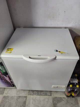 Arcón Congelador Zanussi Horizontal 210L