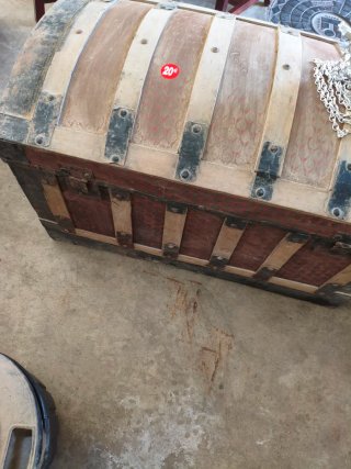 Baúl antiguo para restaurar