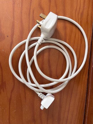 Cable MacBook Apple + Extensión UK/IRE