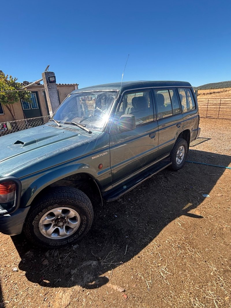 Mitsubishi Montero 1996 - foto 1