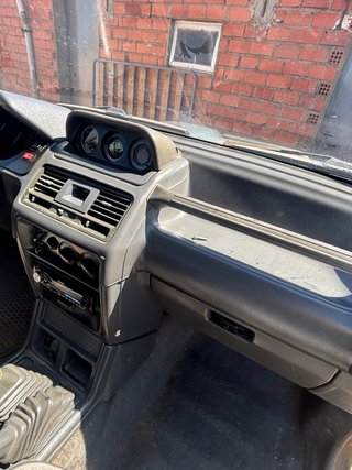 Mitsubishi Montero 1996