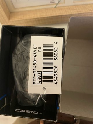 Casio MTP-B145D-4AVEF Reloj Rosa NUEVO a estrenar