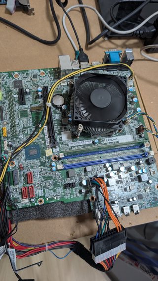 Placa base Lenovo IB250MH + Core i5-7400 + 4GB RAM
