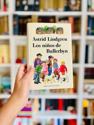 Los niños de Bullerbyn. Astrid Lindgren. Ilustrado