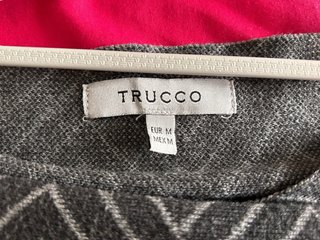 Lote Trucco: 2 faldas, 1 top y 1 pañuelo